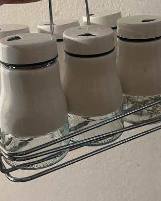 Portaspezie in vetro
