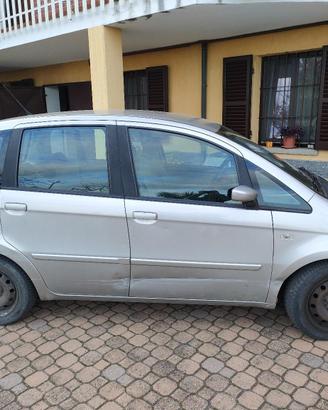 Fiat Idea 1.4 16V Active