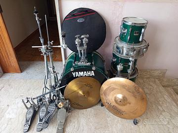 Batteria Yamaha completa + doppio pedale 