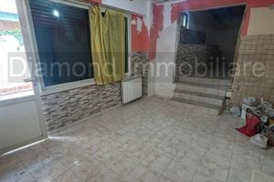 Casa singola con cortile a Santa Venerina