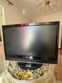 TV Grundig 22” HD Ready con lettore DVD integrato