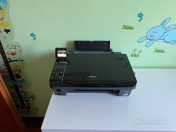 Stampante Epson con  12 cartucce