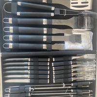 Set accessori barbecue