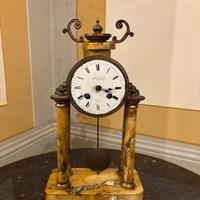 Orologio da Appoggio con base in marmo