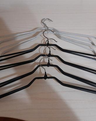 Set di 5 Grucce attaccapanni antiscivolo in metall