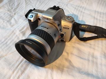 Reflex analogica Minolta Dynax 404si