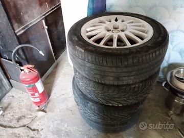 4 ruote  cerchi con gomme per Alfa 147, 159 etc.