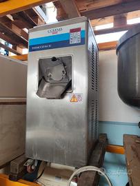 macchina gelato crema pastorizzatore. 