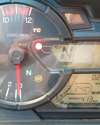 Suzuki V-strom DL650