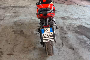 Aprilia tuono 457