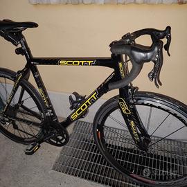 bici scott in carbonio