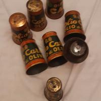 CAPPELLOTTI IN LATTA D'EPOCA PER DAMIGIANA