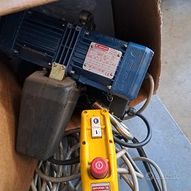 Paranco elettrico+mola da banco