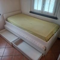 Letto IKEA SLÄKT

2 materassi