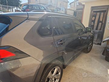 Rav 4