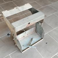 PORTA BATTERIA SERVIZI CAMPER