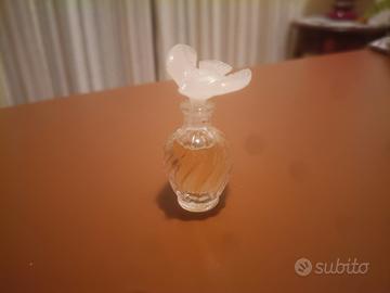 profumo L'Air du Temps di Nina Ricci vintage