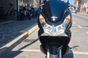 Honda PCX 125 nero