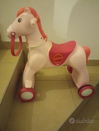 cavallino a dondolo Chicco, col. rosa