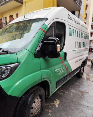 Furgone Peugeot - per passaggio a volume maggiore