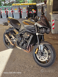 Triumph street triple 675 R 2009