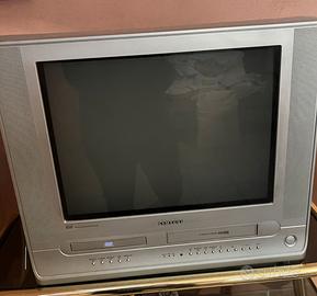Televisore Samsung con dvd e vhs