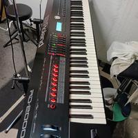 pianoforte digitale Roland RD 2000 stage