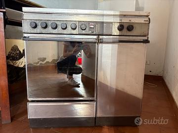 Fornello a gas con forno