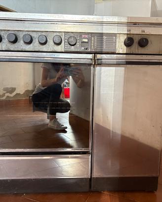 Fornello a gas con forno