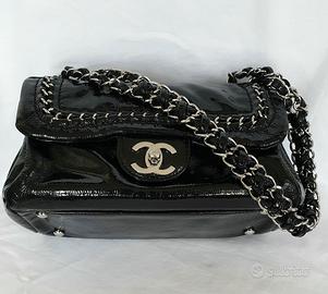 CHANEL borsa Luxe Ligne Flap Limited Edition nera