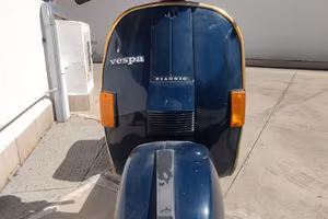 vespa 125 px  arcobaleno del 1984