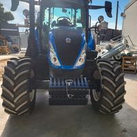 Trattore new holland T5.100