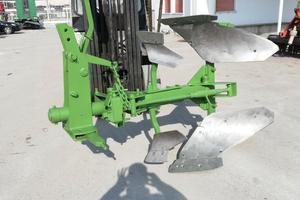 aratro monovomere meccanico per 40-50CV