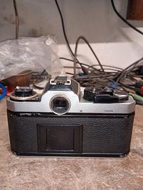 Nikon fe2 macchina fotografica analogica 