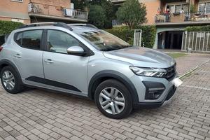dacia sandero stepway in perfette condizioni