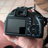 Macchina fotografica Canon EOS 1100 D