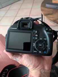 Macchina fotografica Canon EOS 1100 D