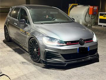 Volkswagen Golf 7.5 GTI