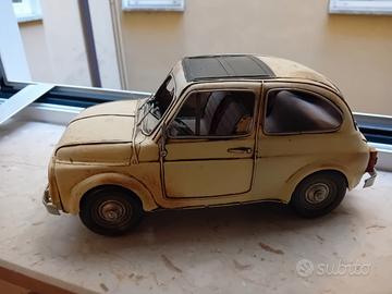 Modellino in metallo Fiat 500