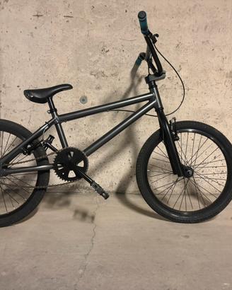Bmx freestyle nera Decathlon