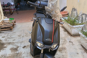 Super Soco CPX - Scooter Elettrico 125