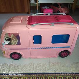 camper Barbie 