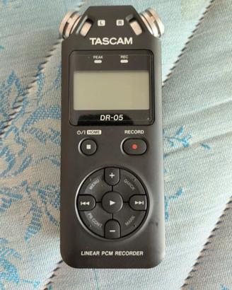 Tascam dr 05 registratore
