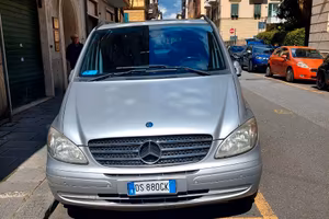 mercedes-benz monovolume