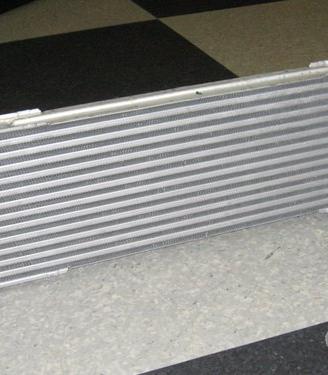 Intercooler RENAULT TRAFIC 2.5 dCi 99 Kw dal 2001