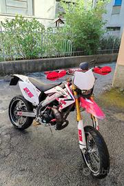 HM 50 CRM Derapage
