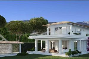 Villa di 199 m² con più di 5 locali a Forte dei Ma