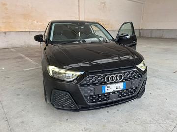 Audi A1 SPB 30 TFSI S tronic Identity Black