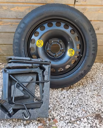 Ruotino di Scorta 5x110 16" 125/85 con Cric 