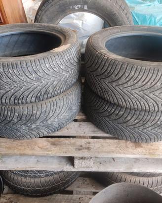 Pneumatici 225/50 r17 4 stagioni